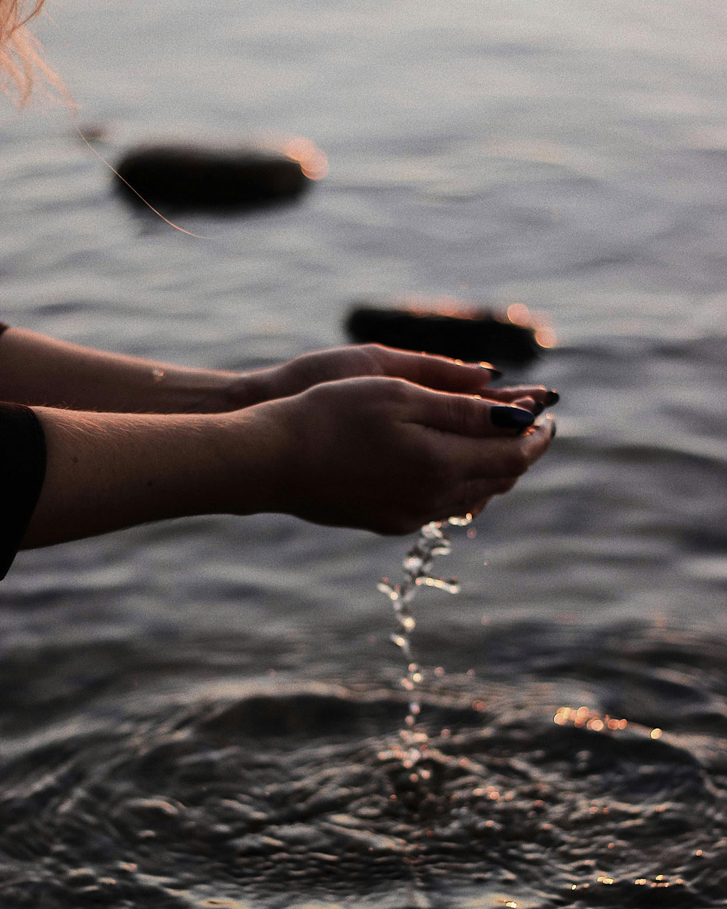pexels-maksgelatin-4351907